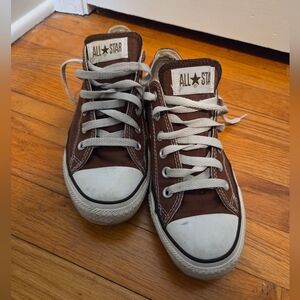 Converse Low Top Brown Sneakers Women size 9 Men size 7